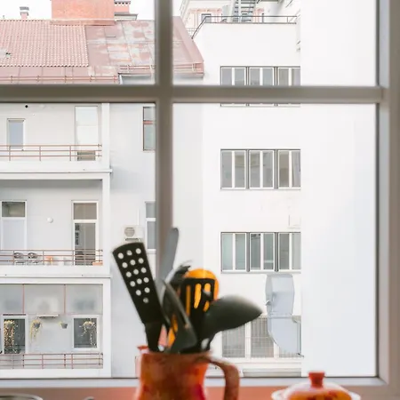 Fluxus Hostel-3